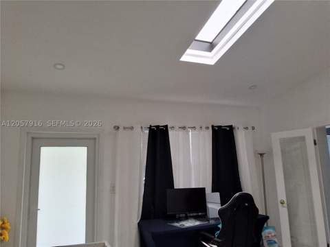 18045 NW 2nd Pl, Miami Gardens FL - photo 8 of 17
