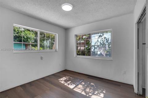 267 E 56th St, Hialeah FL - photo 22 of 39
