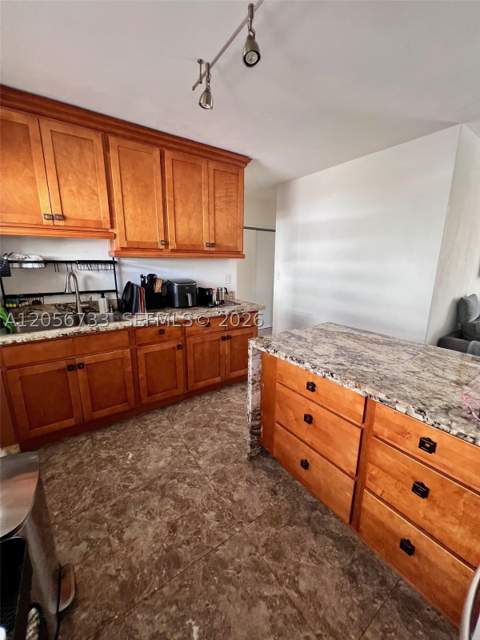 1300 Lincoln Rd D304, Miami Beach FL - photo 20 of 29