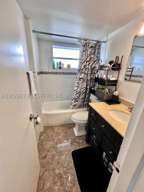 1300 Lincoln Rd D304, Miami Beach FL - photo 23 of 29