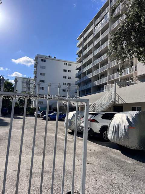 1300 Lincoln Rd D304, Miami Beach FL - photo 6 of 29