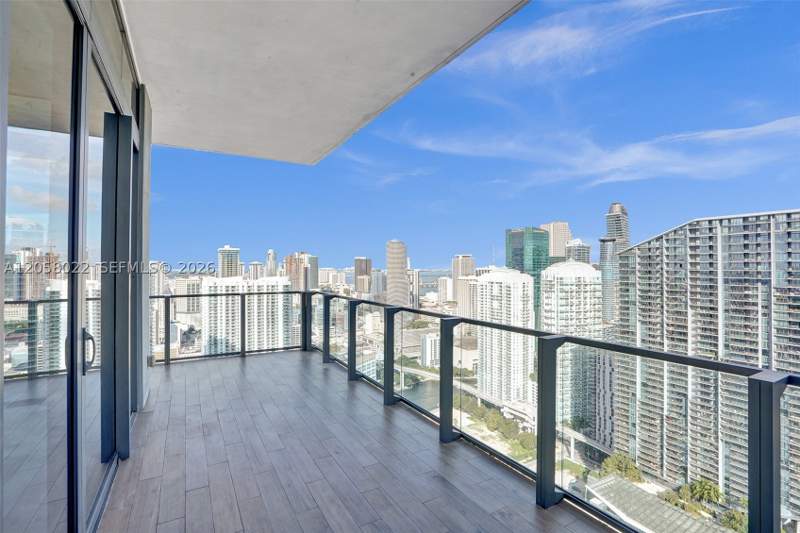 4 bedroom Condominium at 88 SW 7th St 4011, Rise Condo, Miami — photo 4