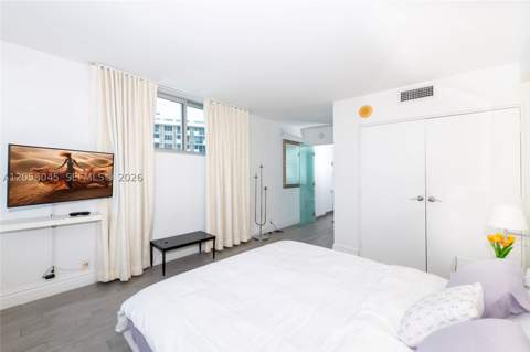 1100 West Ave 1016, Miami Beach FL - photo 16 of 26