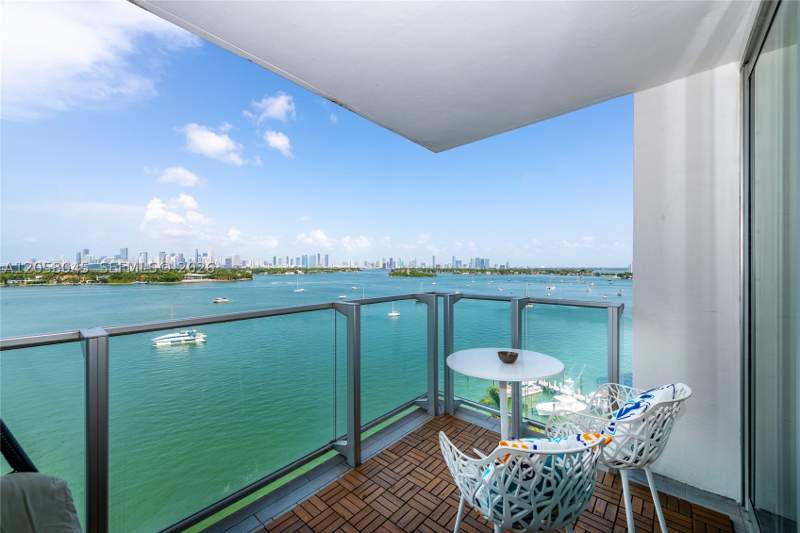 2 bedroom Condominium at 1100 West Ave 1016, 1100 West Condo, Miami Beach — photo 2