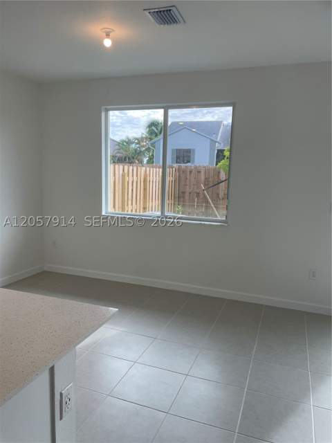 1351 SE 7th Ter, Homestead FL - photo 10 of 19