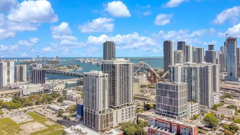 1 bedroom Condominium at 1600 NE 1st Ave 2811, CANVAS CONDO, Miami — photo 3