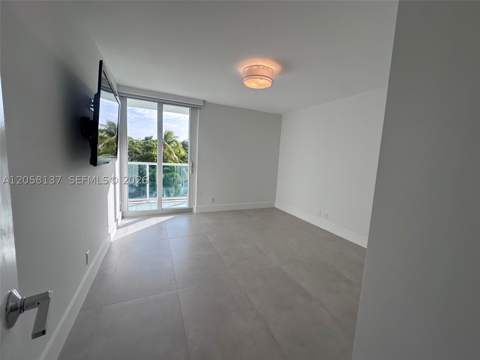 100 Bayview Dr 317, Sunny Isles Beach FL - photo 12 of 30