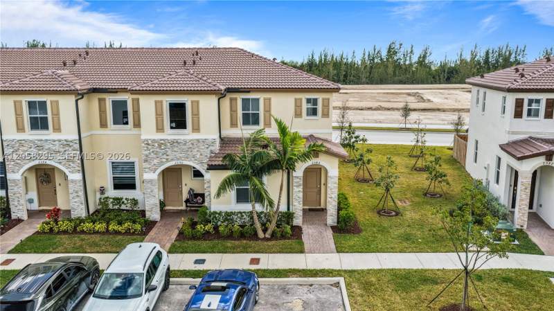 3 bedroom Villa at 2586 SE 29 ., Altamira, Homestead — photo 2