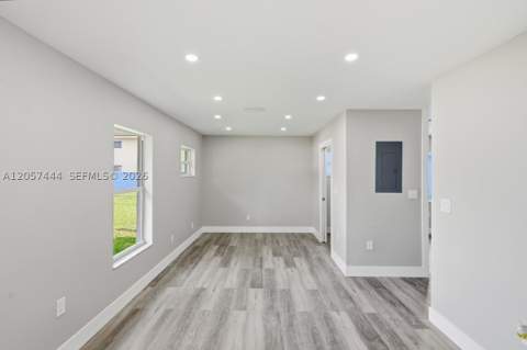 2288 W 4th Ct, Hialeah FL - photo 11 of 31