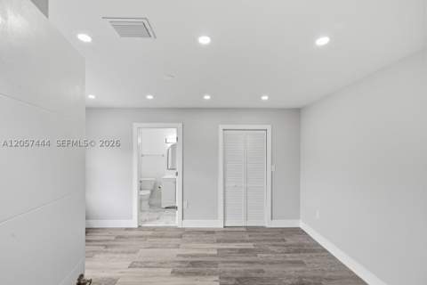 2288 W 4th Ct, Hialeah FL - photo 18 of 31