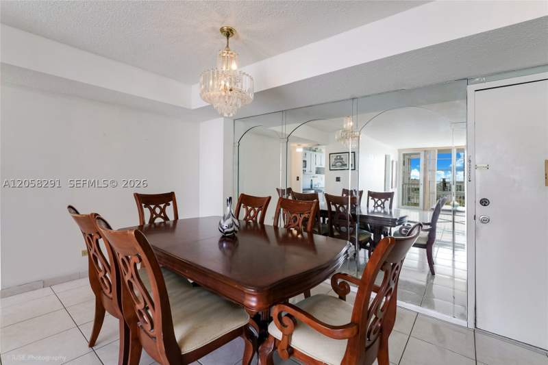 2 bedroom Condominium at 231 174th St 617, Winston Towers 400 Condo, Sunny Isles Beach — photo 4