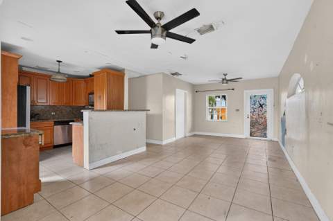 14621 Lincoln Boulevard, Miami FL - photo 10 of 31