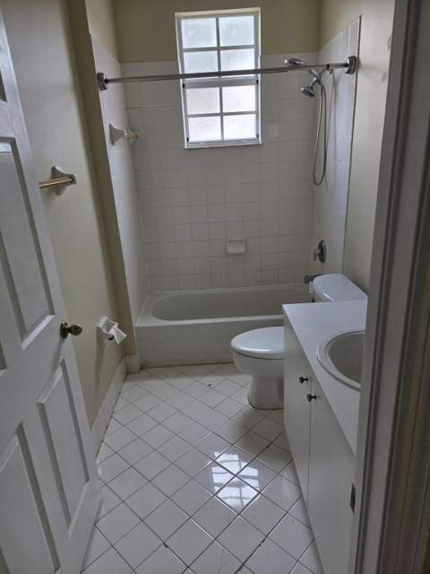 1575 NE 33 Avenue 101, Homestead FL - photo 13 of 21