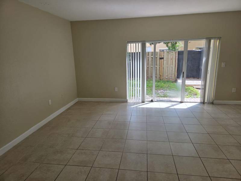 3 bedroom Condominium at 1575 NE 33 Avenue 101, Villas At Carmel, Homestead — photo 4