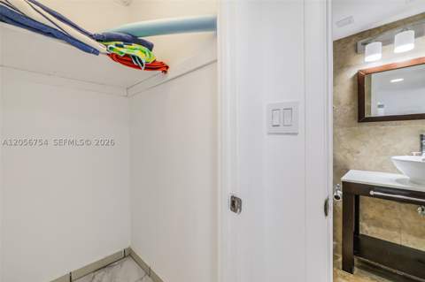 401 Ocean Dr 602, Miami Beach FL - photo 14 of 52
