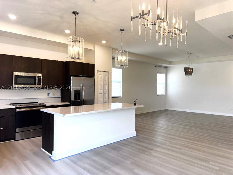 3 bedroom Condominium at 10455 NW 82nd St 35, Highland At Park Central, Doral — photo 4