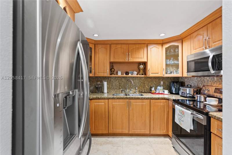 2 bedroom Condominium at 6215 W 20th Ave 402, Andes Condo, Hialeah — photo 5