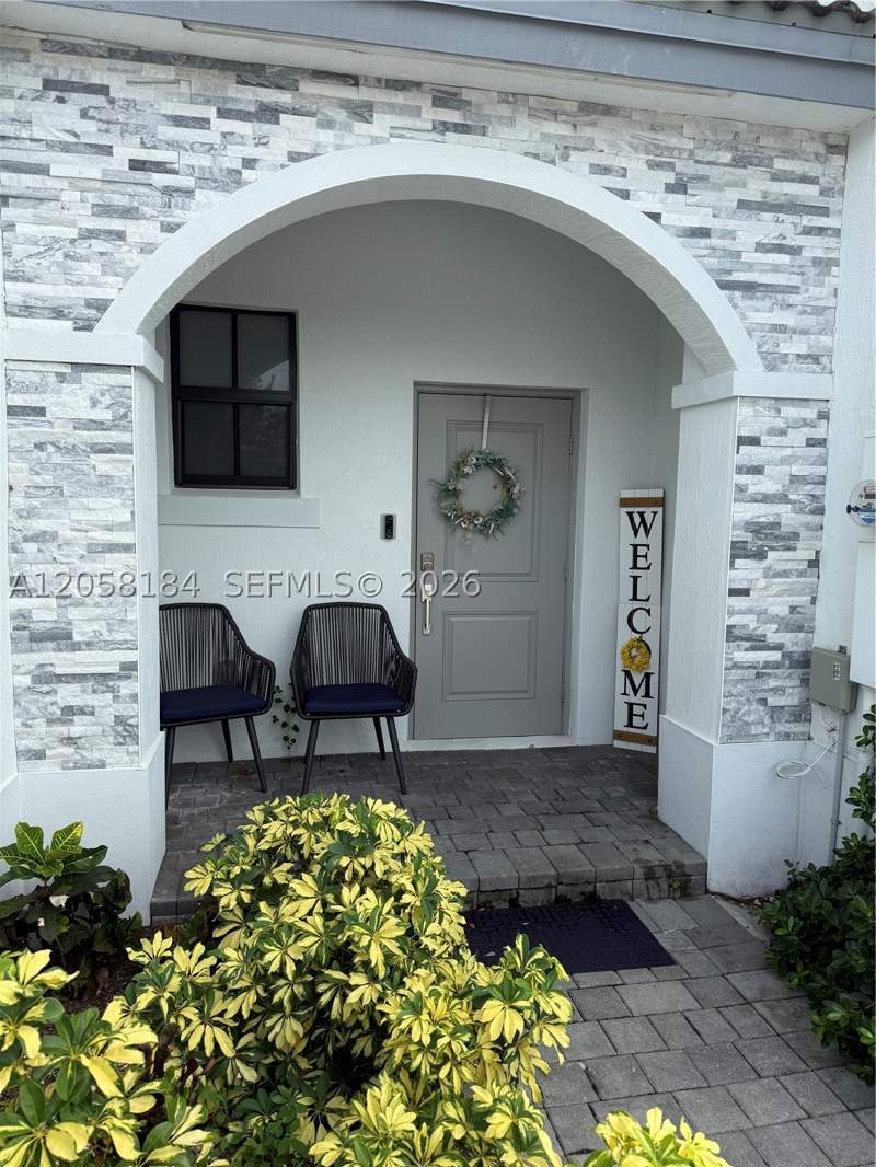 3 bedroom Townhouse at 12978 SW 286th Ter, Cambridge Estates First A, Homestead — photo 3