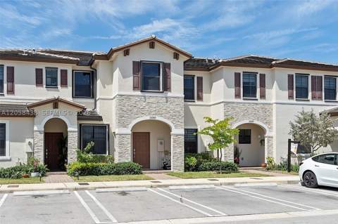 10085 SW 228th Ter, Miami FL - photo 8 of 60