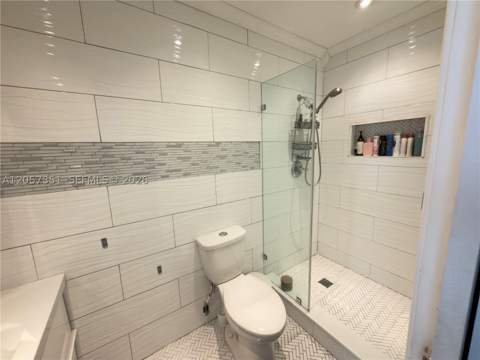 329 Poinciana Dr 909, Sunny Isles Beach FL - photo 19 of 26