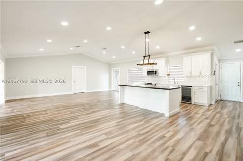 6320 NW 199th St, Hialeah FL - photo 6 of 31