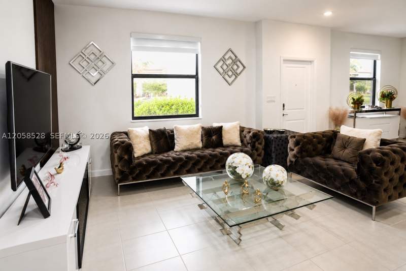 3 bedroom SingleFamilyResidence at 23068 SW 129th Pl, Siena Reserve, Miami — photo 3