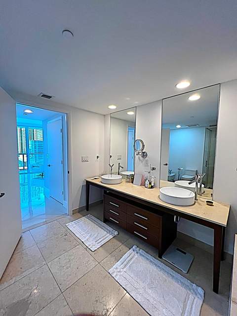 495 Brickell Avenue 1605, Miami FL - photo 13 of 42