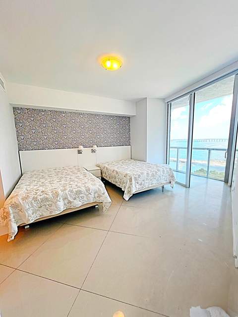 495 Brickell Avenue 1605, Miami FL - photo 22 of 42