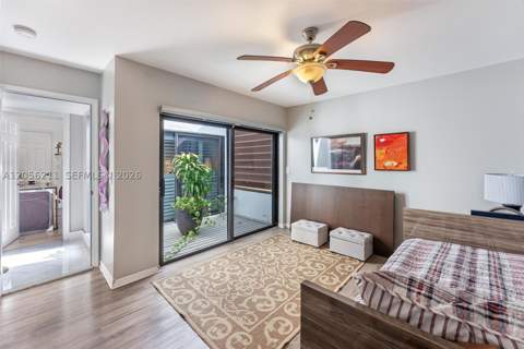1017 NE 202nd Ln, Miami FL - photo 15 of 21