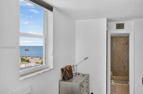 401 Ocean Dr 1001, Miami Beach FL - photo 14 of 19
