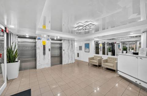 401 Ocean Dr 1001, Miami Beach FL - photo 17 of 19