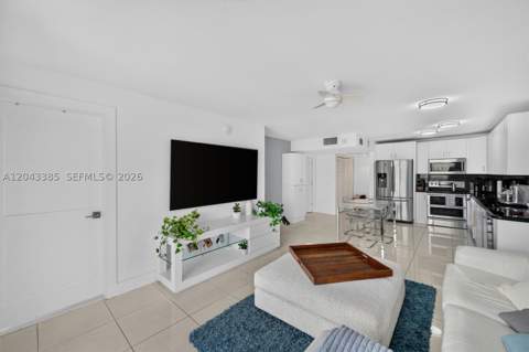 401 Ocean Dr 1001, Miami Beach FL - photo 8 of 19