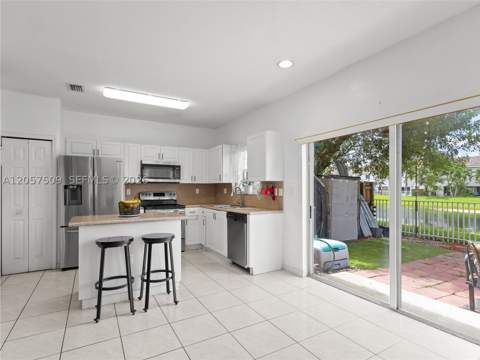 1651 SE 31st Ct, Homestead FL - photo 15 of 48