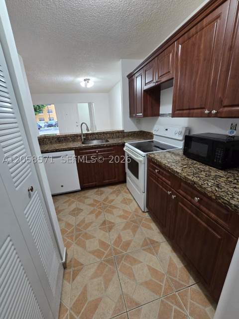 15620 SW 80th St H-108, Miami FL - photo 15 of 37