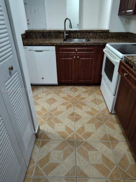 15620 SW 80th St H-108, Miami FL - photo 16 of 37
