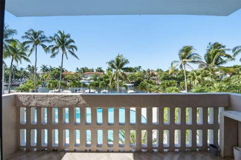 90 Edgewater Dr 225, Coral Gables FL - photo 15 of 20