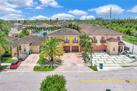 15664 SW 12th Ter, Miami FL - photo 14 of 83