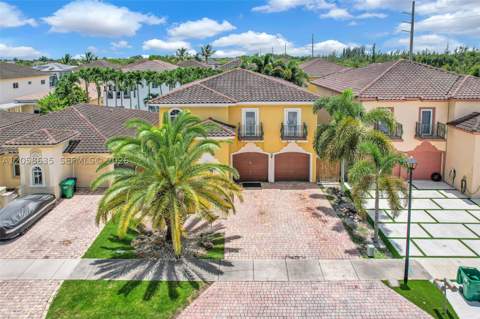 15664 SW 12th Ter, Miami FL - photo 15 of 83