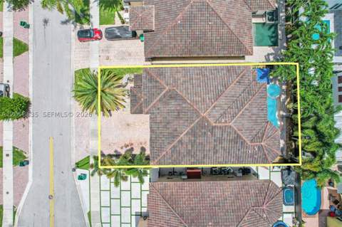 15664 SW 12th Ter, Miami FL - photo 16 of 83