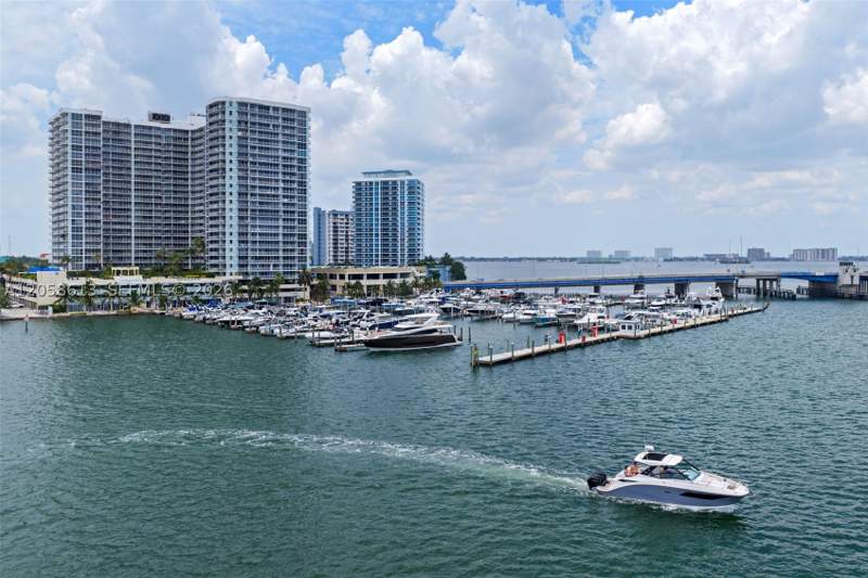 2 bedroom Condominium at 7601 E Treasure Dr 2124, The Grandview Palace Cond, North Bay Village — photo 4