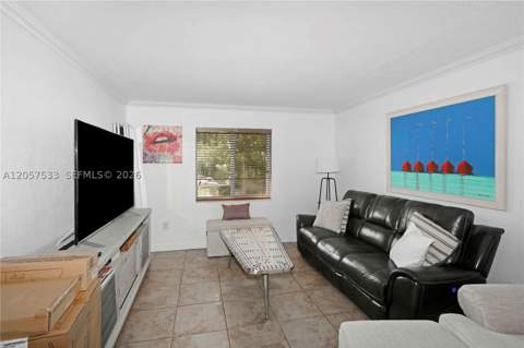 8617 SW 68th Ct 24, Pinecrest FL - photo 11 of 27
