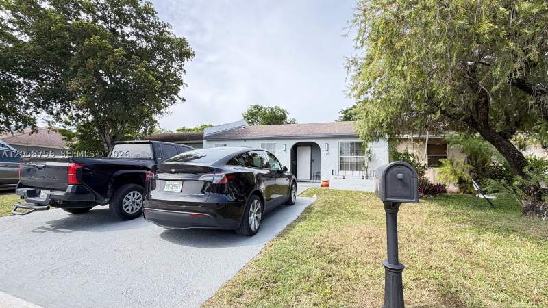 3 bedroom Townhouse at 11361 Booker T Washington Blvd, Richmond Townhouse, Miami — photo 2