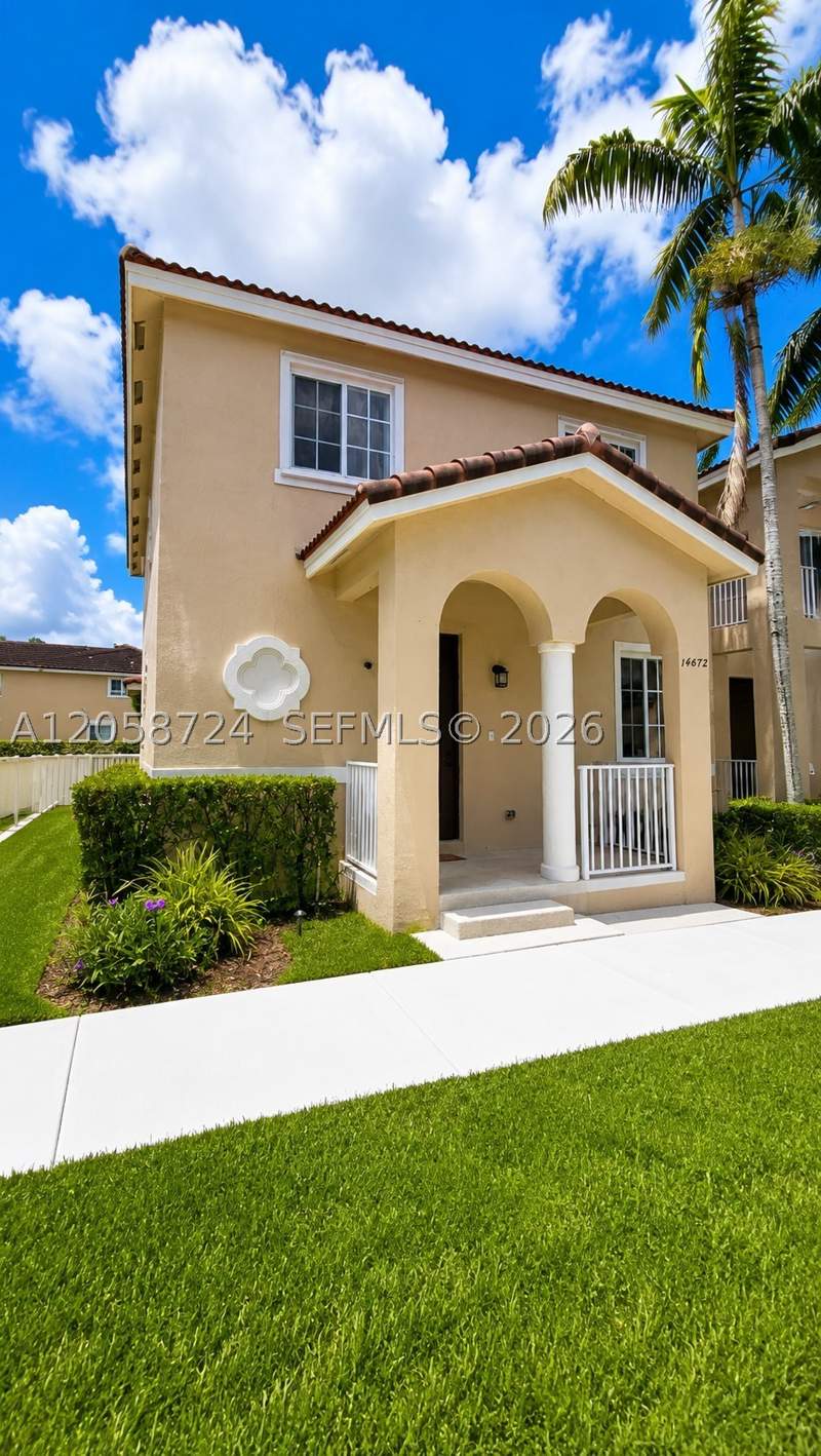 3 bedroom Townhouse at 14072 SW 272nd St, Mandarin Lakes, Homestead — photo 4