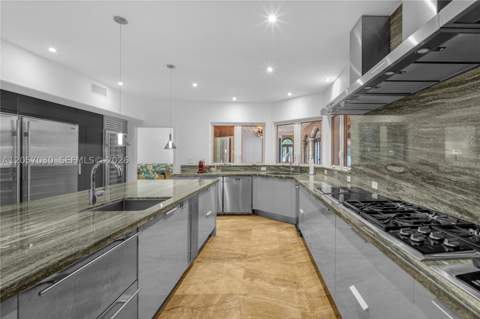 1710 S Miami Ave, Miami FL - photo 17 of 36