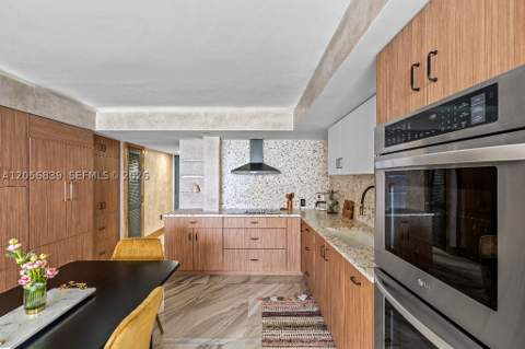 2457 Collins Ave 1603, Miami Beach FL - photo 18 of 49