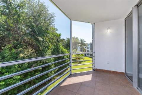 1101 NE 191st Street H301, Miami FL - photo 16 of 18