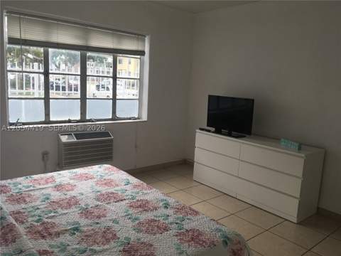 7435 Harding Ave 101, Miami Beach FL - photo 11 of 30