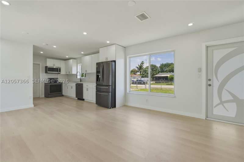 3 bedroom SingleFamilyResidence at 20440 NW 20th ct, Lake Lucerne Sec 3, Miami Gardens — photo 1