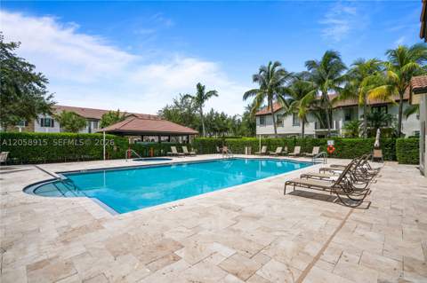 10341 NW 32nd Ter, Doral FL - photo 9 of 55