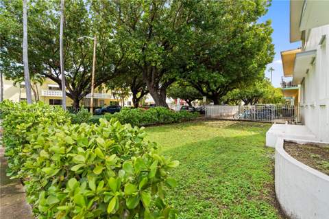 810 7th 102, Miami Beach FL - photo 14 of 18